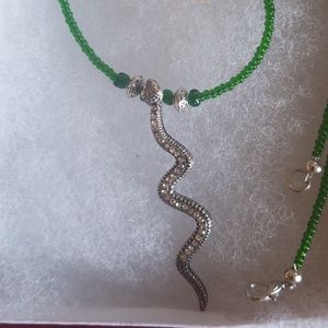 EMERALD GREEN SNAKE NECKLACE